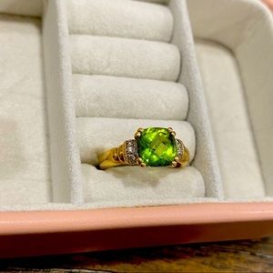 Peridot and Diamond accent ring size 6